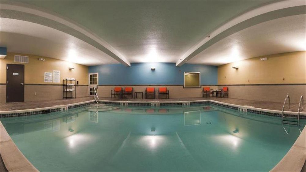 Holiday Inn Express Hotel & Suites North Kansas City By Ihg Kültér fotó