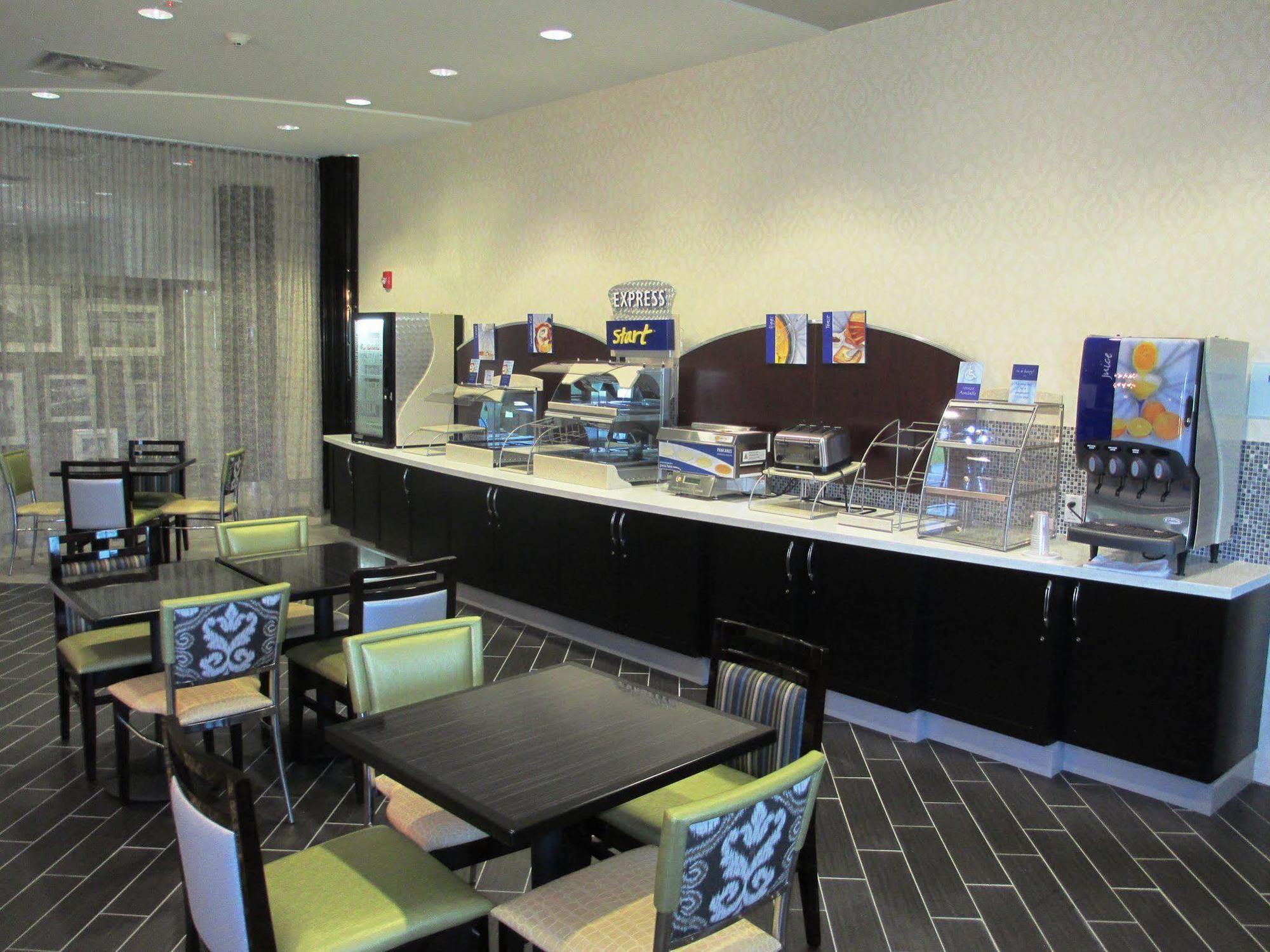 Holiday Inn Express Hotel & Suites North Kansas City By Ihg Kültér fotó