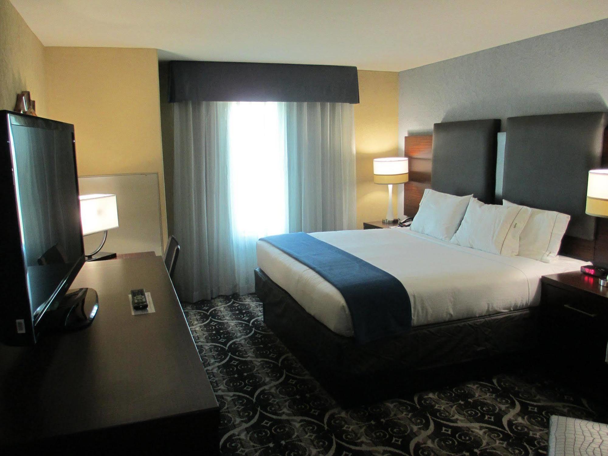 Holiday Inn Express Hotel & Suites North Kansas City By Ihg Kültér fotó
