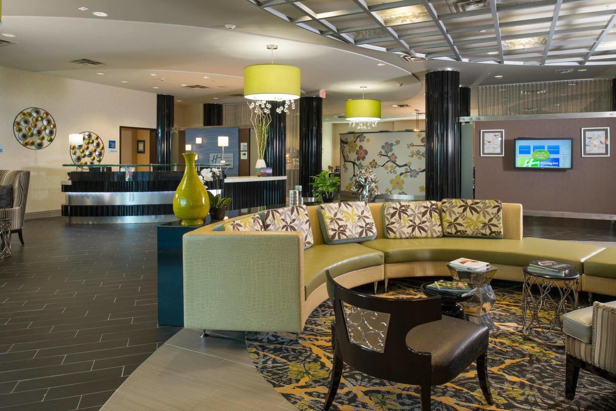 Holiday Inn Express Hotel & Suites North Kansas City By Ihg Kültér fotó
