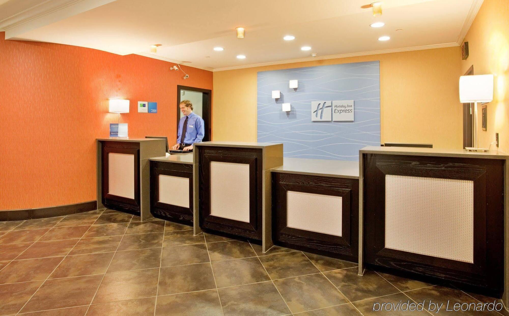 Holiday Inn Express Hotel & Suites North Kansas City By Ihg Kültér fotó