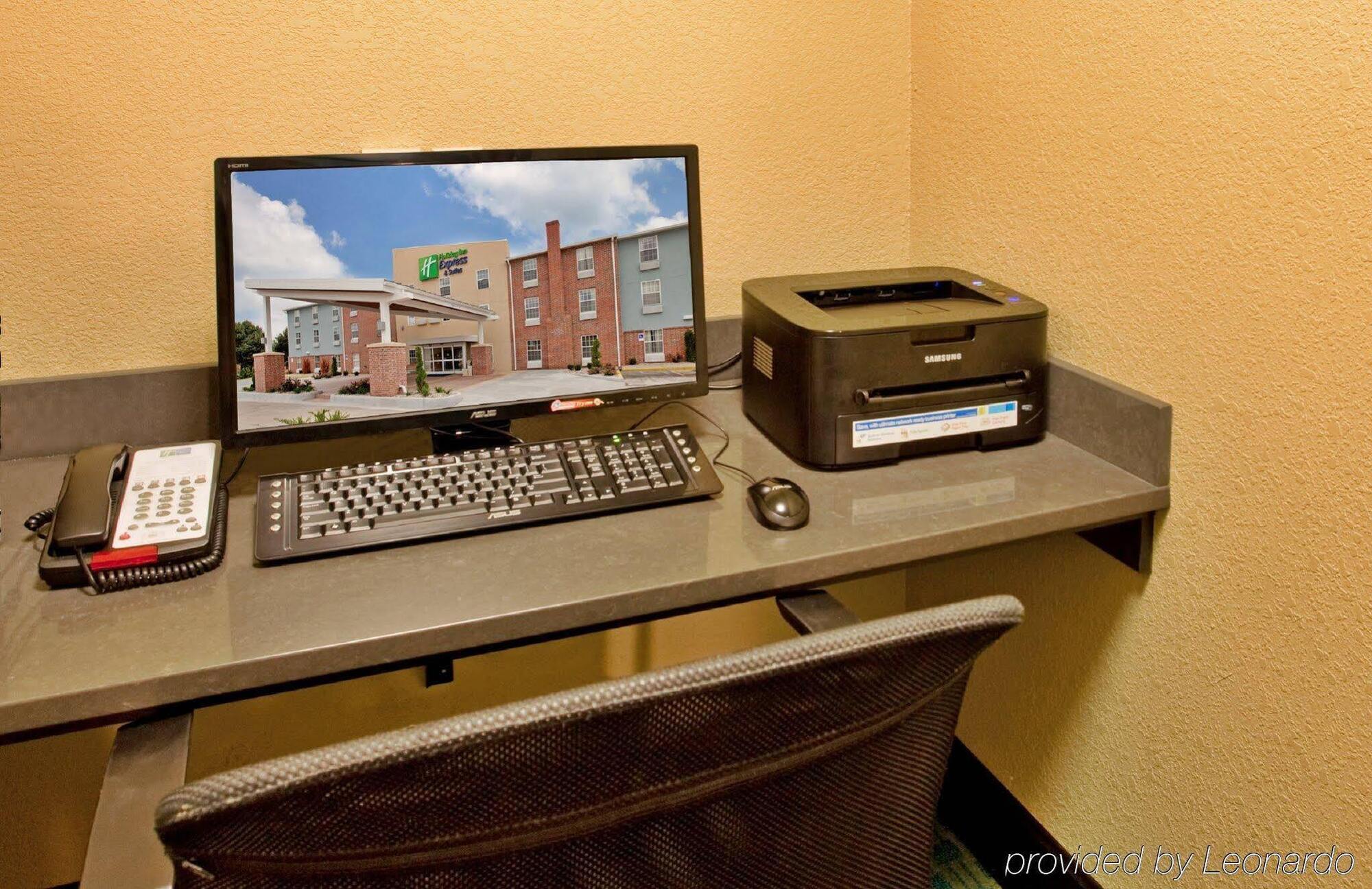 Holiday Inn Express Hotel & Suites North Kansas City By Ihg Kültér fotó