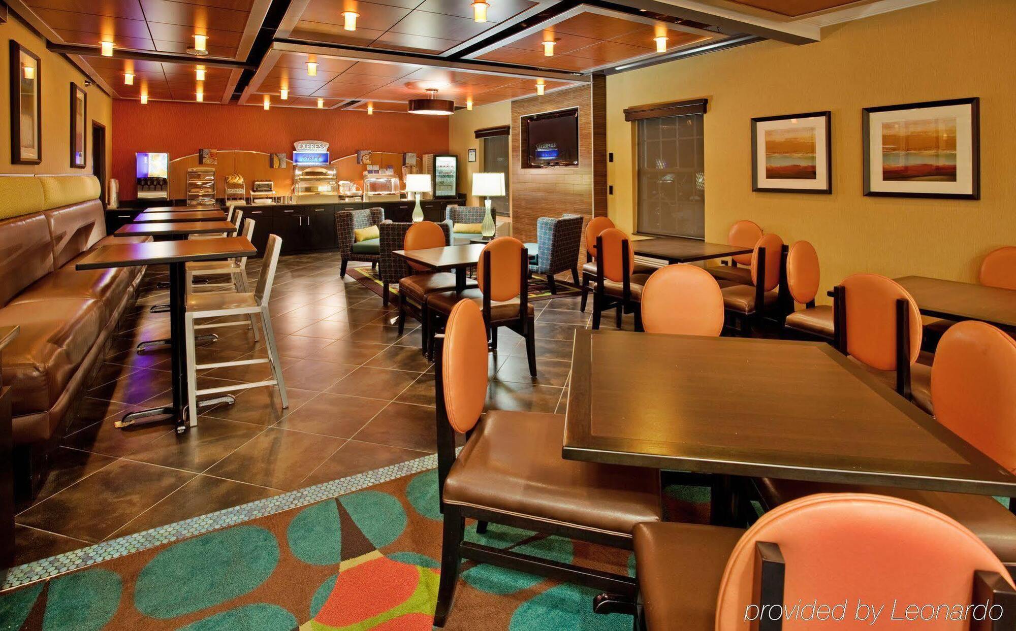 Holiday Inn Express Hotel & Suites North Kansas City By Ihg Kültér fotó