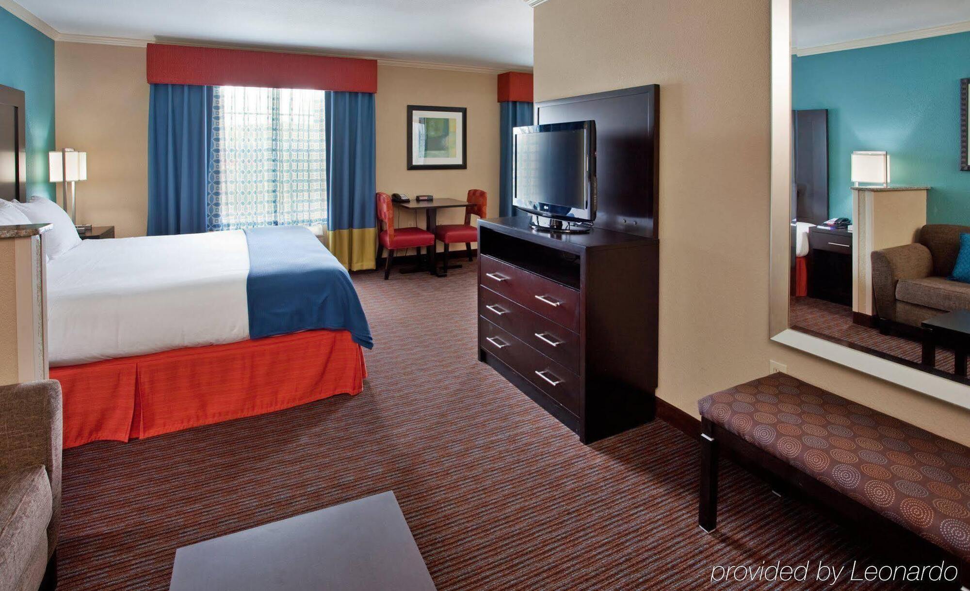 Holiday Inn Express Hotel & Suites North Kansas City By Ihg Kültér fotó