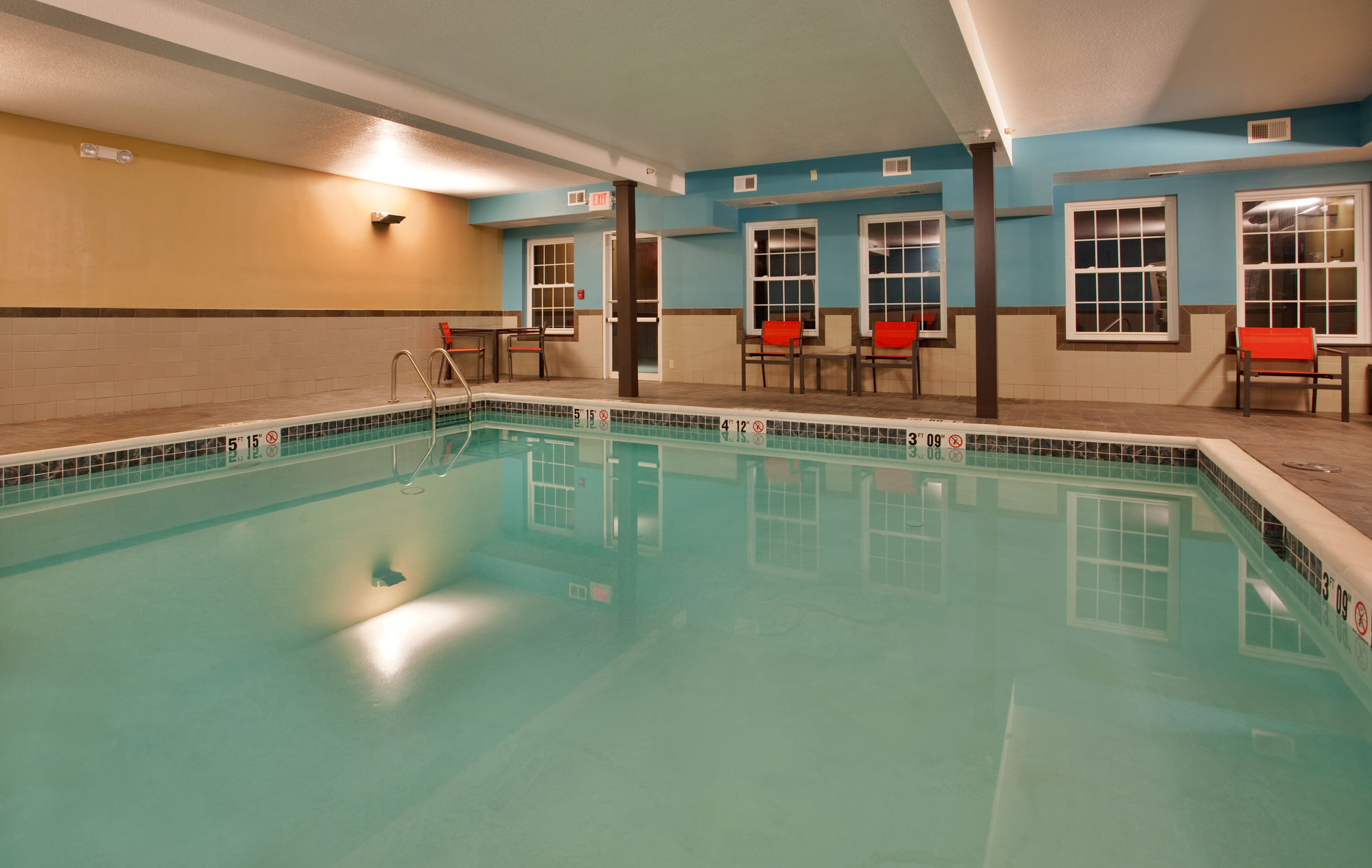 Holiday Inn Express Hotel & Suites North Kansas City By Ihg Kültér fotó