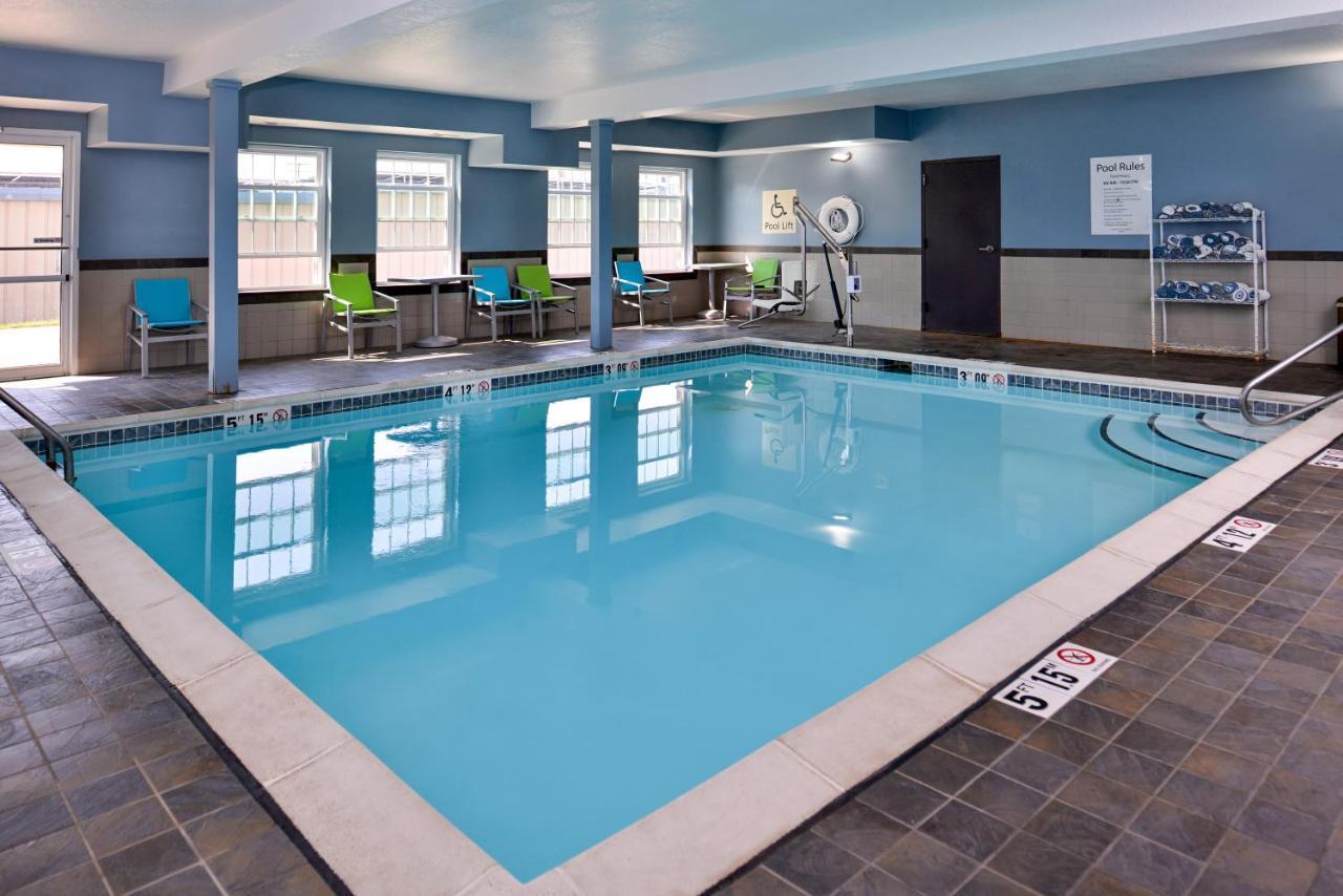 Holiday Inn Express Hotel & Suites North Kansas City By Ihg Kültér fotó