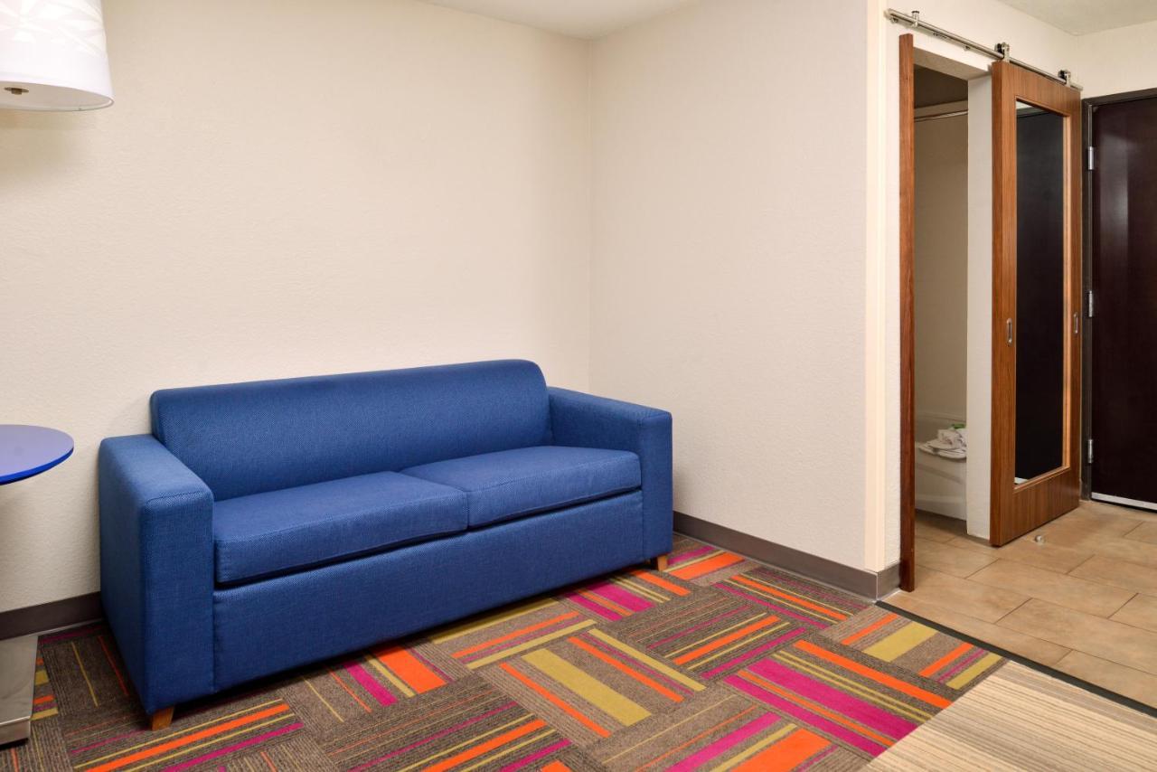 Holiday Inn Express Hotel & Suites North Kansas City By Ihg Kültér fotó
