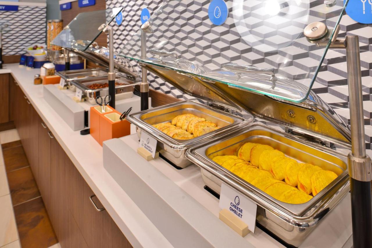 Holiday Inn Express Hotel & Suites North Kansas City By Ihg Kültér fotó
