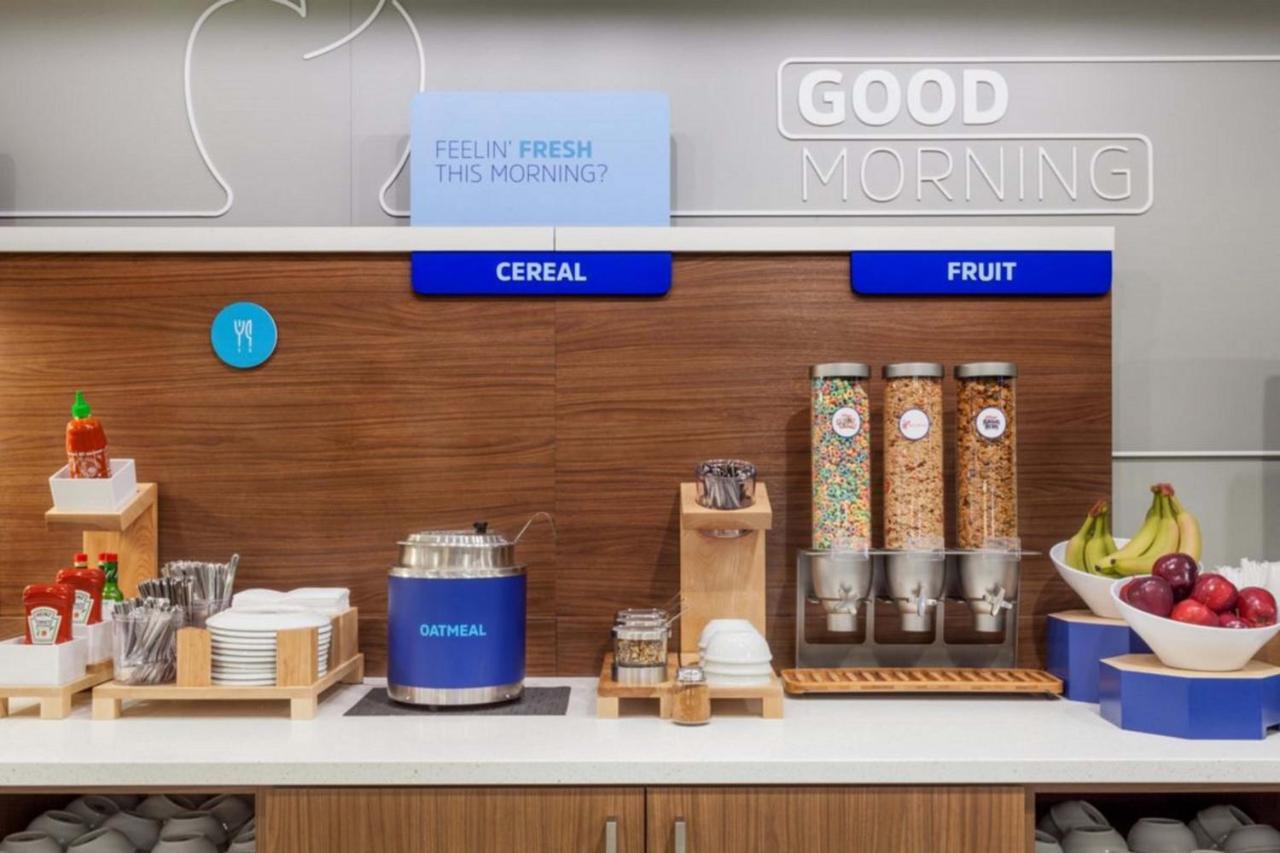 Holiday Inn Express Hotel & Suites North Kansas City By Ihg Kültér fotó