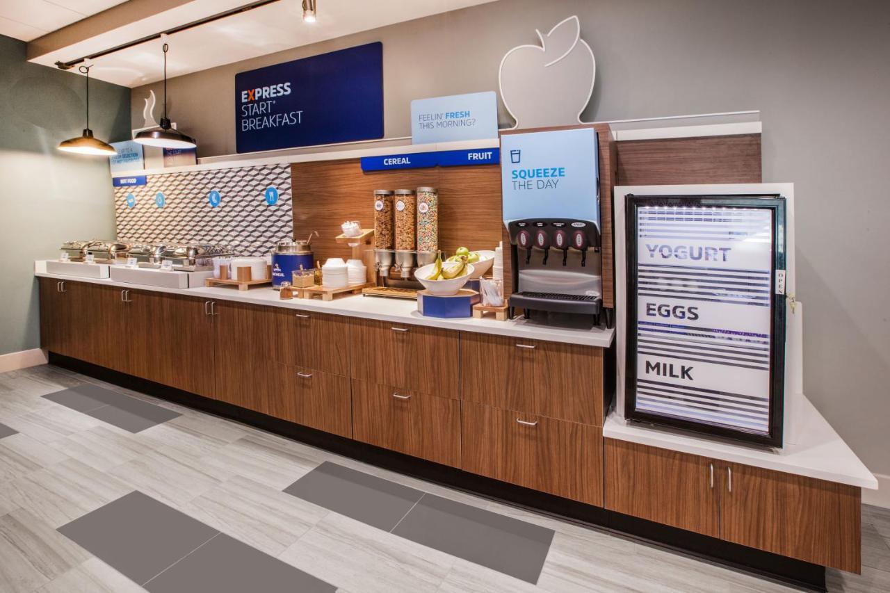 Holiday Inn Express Hotel & Suites North Kansas City By Ihg Kültér fotó